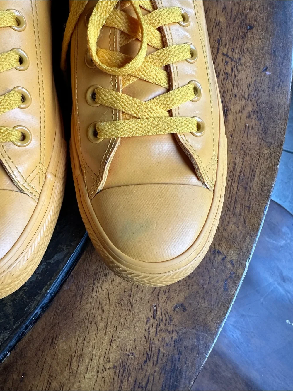 Converse Chuck Taylor All-Star Low Top Yellow Rubber Sneakers Women's 10 Men's 8 - Picture 3 of 5